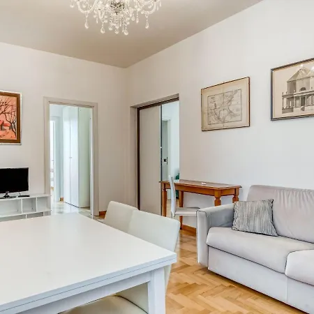 Lovely In With Balcony Apartment Sanremo
