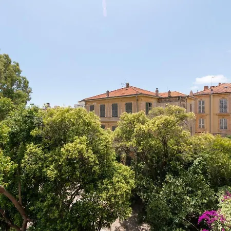 Lovely In With Balcony Apartment